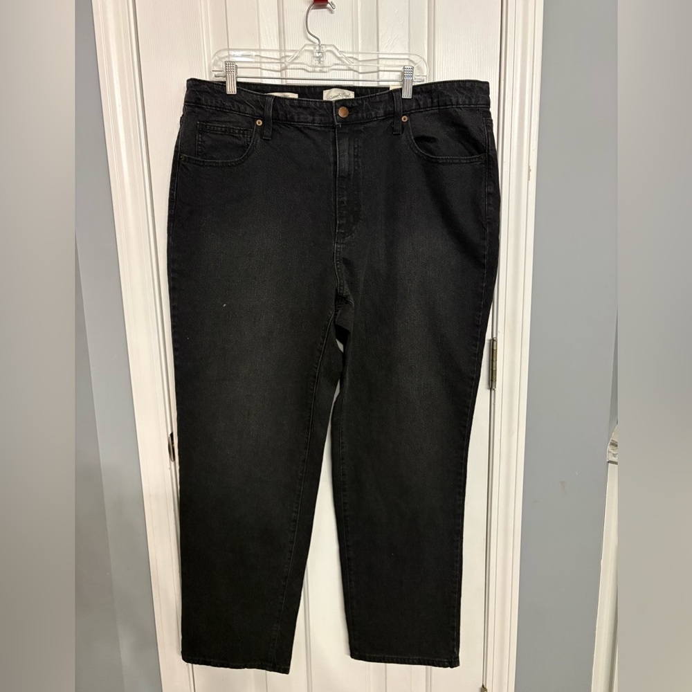 Universal Thread Women's High-Rise 90's Straight Denim Jeans Black - 18 NWT